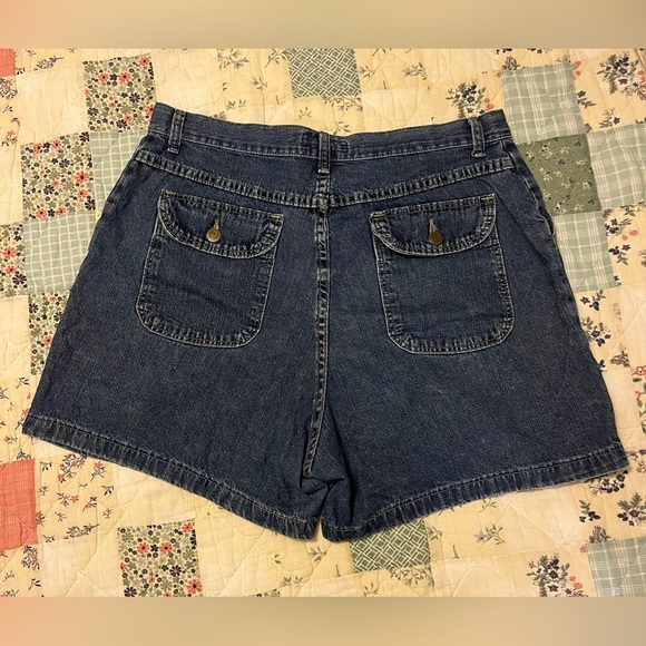 Vintage Wrangler Dark Blue Jean Shorts for Women - Picture 2 of 6